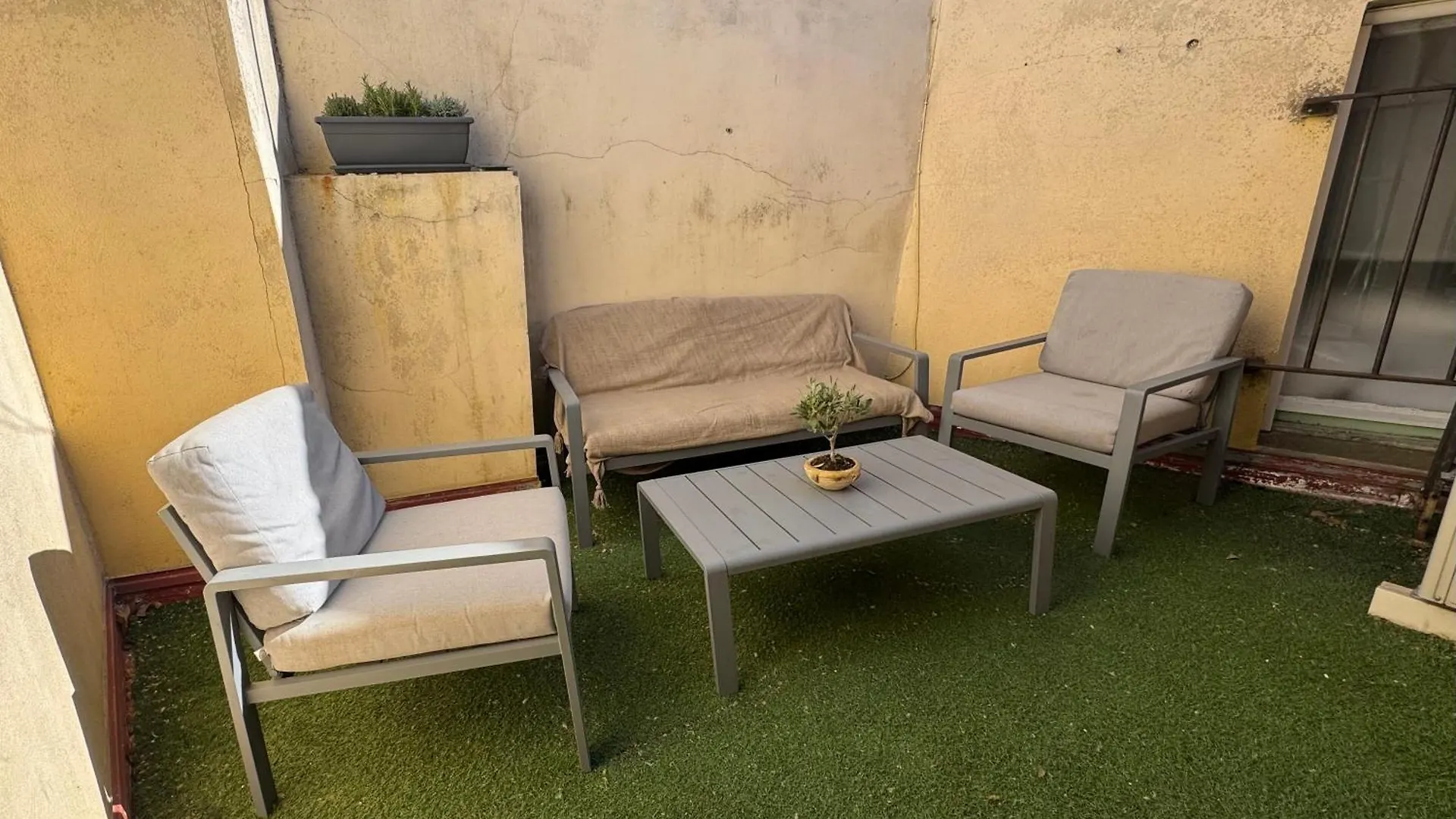 Centre-Ville Avignon - Duplex - Terrasse Privee